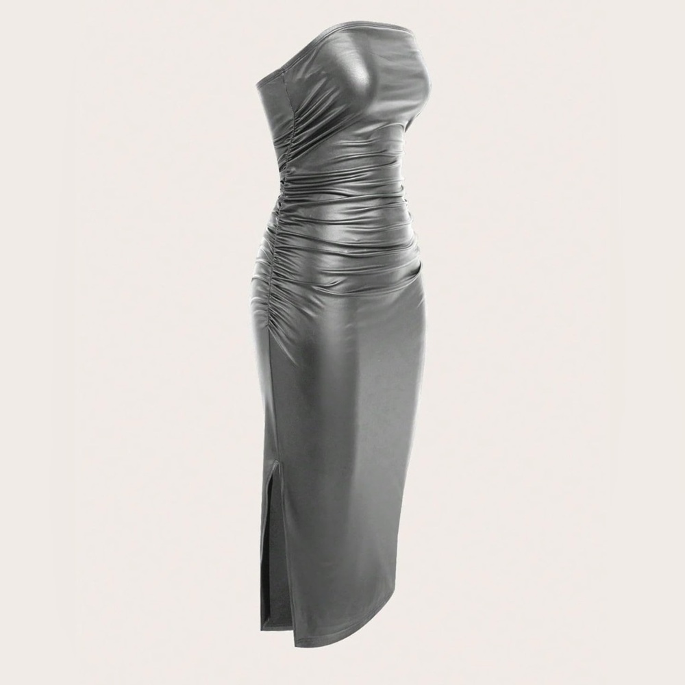 Elegant Silver Strapless Dress